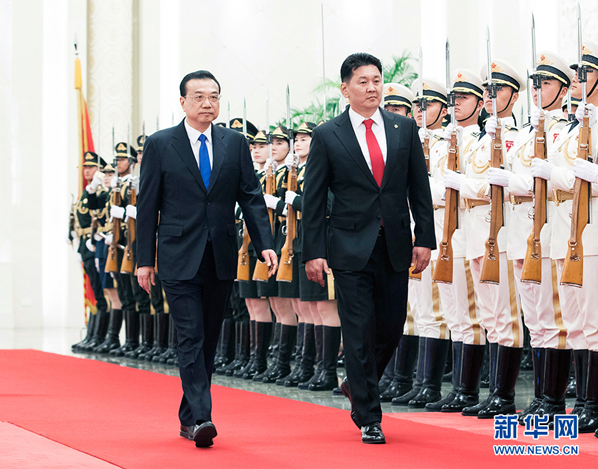 李克强同蒙古国总理呼日勒苏赫举行会谈